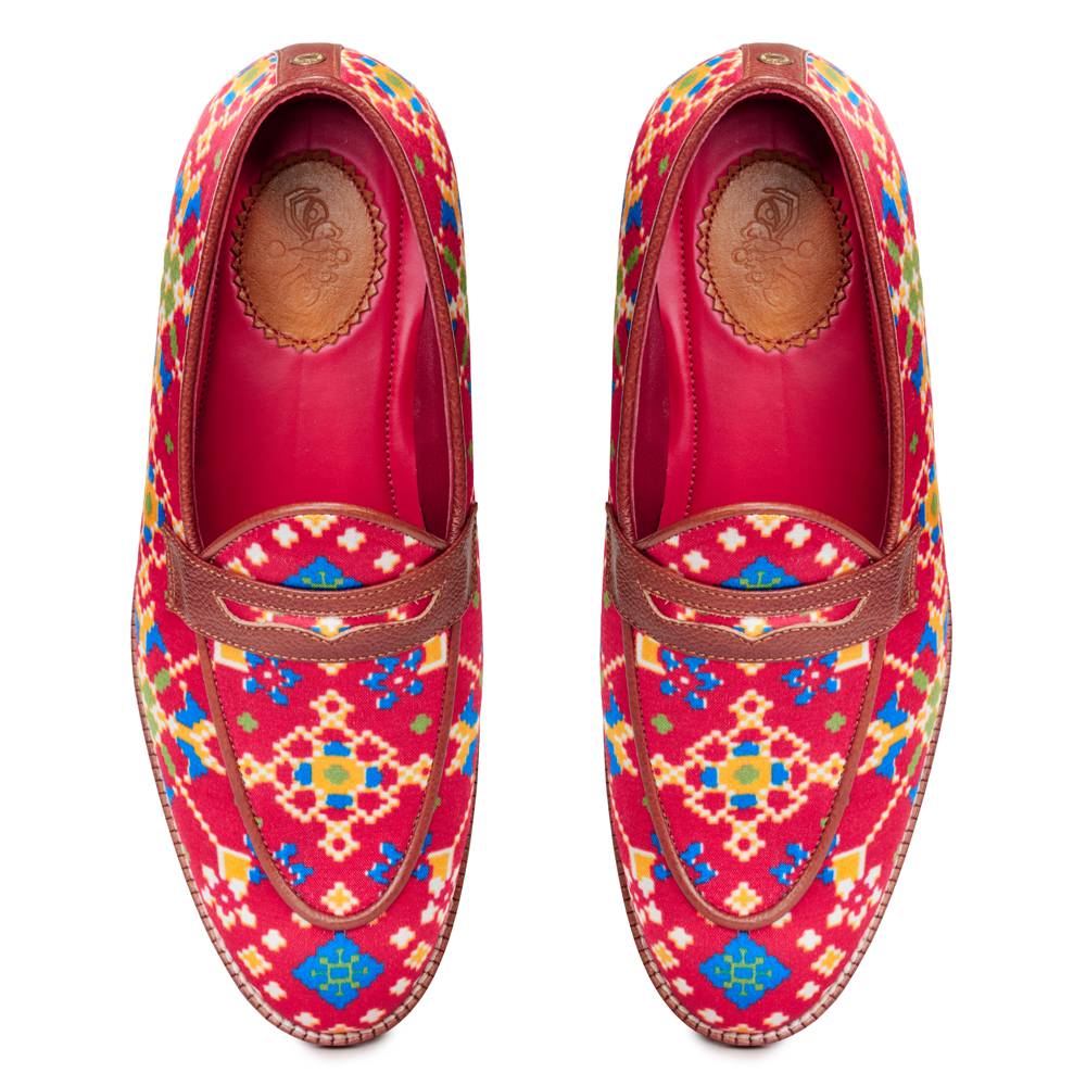 Patola Loafers Men - Crimson
